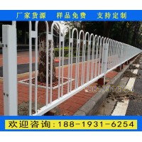 臨高廠家直銷(xiāo)市政交通隔離欄 儋州道路鋅鋼護(hù)欄 交通設(shè)施圍欄
