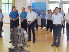 “智慧天康、數(shù)字天康”蕪湖繁昌區(qū)黨政代表團(tuán)一行蒞臨安徽天康集團(tuán)參觀調(diào)研