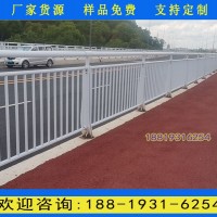 梅州人行道鍍鋅管欄桿生產(chǎn)廠家 汕尾橋梁景觀護欄按圖定制