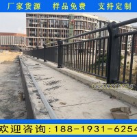 佛山河道鍍鋅鋼管欄桿工廠定制 深圳公園人行天橋兩側防護欄