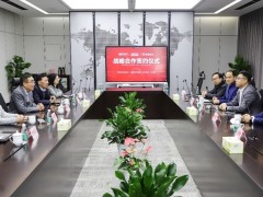 埃斯頓與蜂巢能源、章魚博士達成戰略合作，聚力前行，攜手共贏！